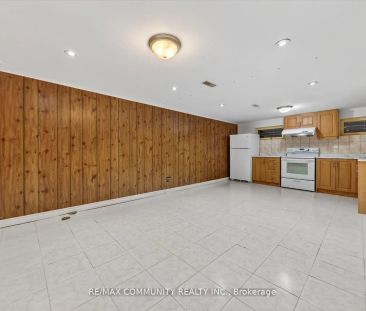 14 Pineslope Crescent #Lower - Photo 6