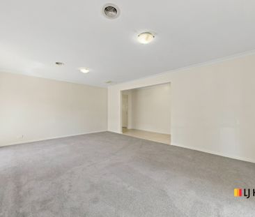 Easy Care Family Living in MacGregor - Photo 5