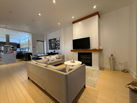 For Lease - 150 Fifth Street, Toronto, Ontario - Photo 1