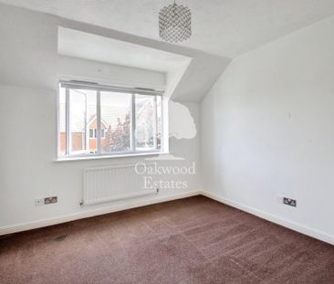 4 bedroom townhouse to rent - Photo 3