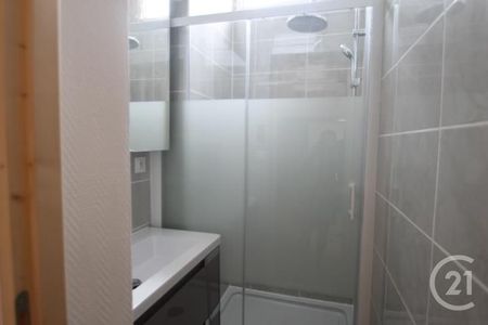 Location Appartement 2 pièces 47m² VICHY 03200 - Photo 4