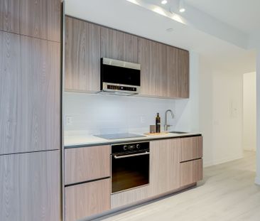 For Lease - 110 Broadview Avenue, Toronto, Ontario - Photo 3