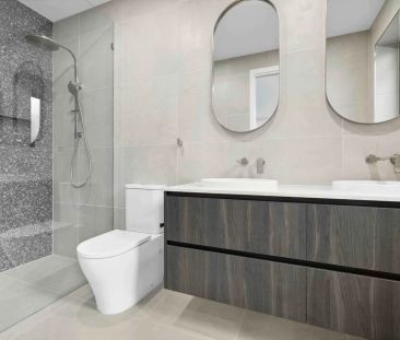 BEAUTIFUL FAMILY TOWNHOUSE IN PRIZED LOCALE! - Photo 2