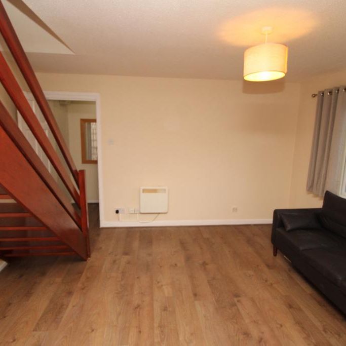 1 bedroom semi-detached house to rent - Photo 1