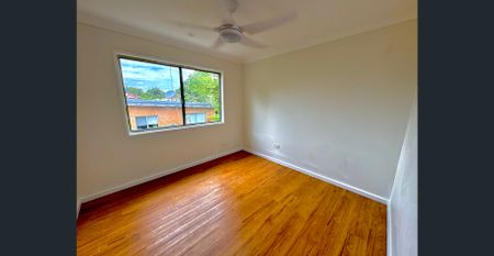 Recently renovated 5-bedroom house in Southport - Photo 5