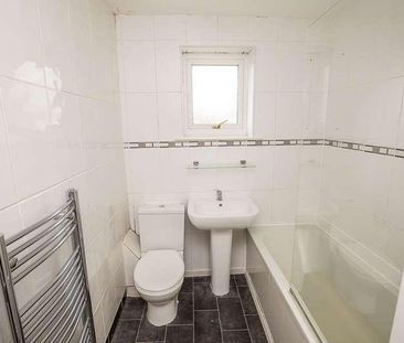 Farm Road, Buckley, CH7 - Photo 5