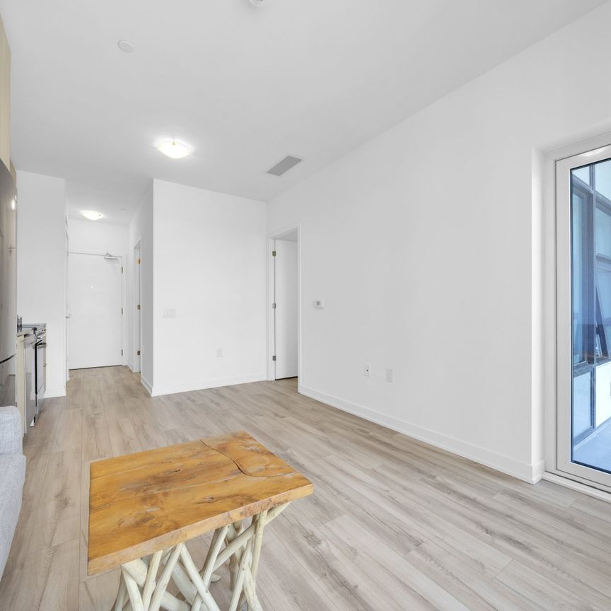 For Lease - 7439 Kingston Road Unit# 820, Toronto, Ontario - Photo 1