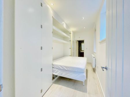1 Bed Flat, Kennington Road, SE11 - Photo 3