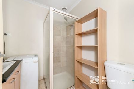 FULLY FURNISHED 1 BEDROOM APARTMENT AT CITY CENTRAL! - Photo 4