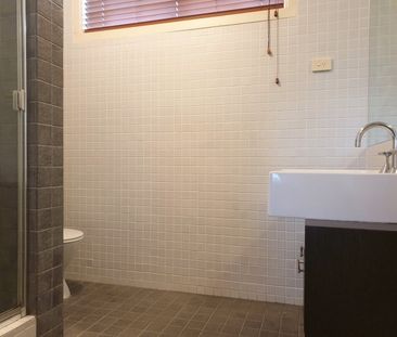 7/16 De Carle Street, Brunswick VIC 3056 - Photo 6