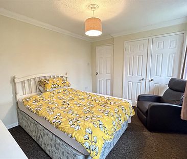 3 Bedroom House To Let - Photo 4