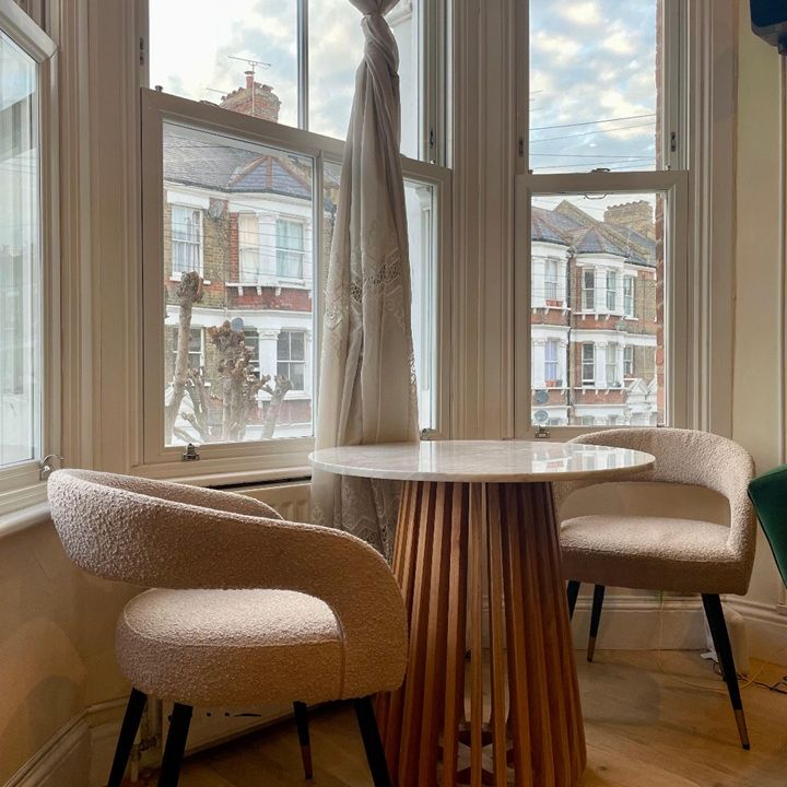 2 Bed Flat, College Place, NW1 - Photo 1