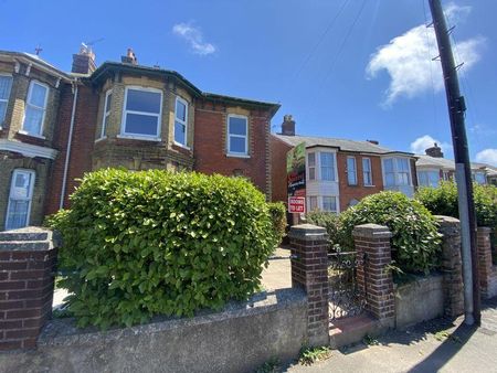 1 bedroom semi-detached house to rent - Photo 2