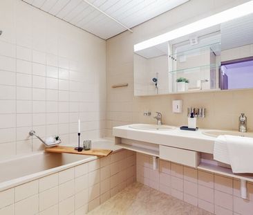 Bel appartement de 4,5 pièces avec deux balcons - Photo 4