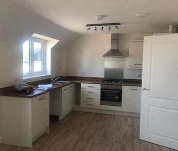 1 Bed Flat, Frenchay, BS16 - Photo 2