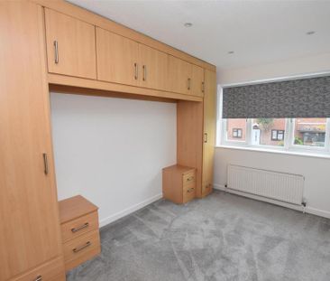 3 bedroom semi-detached house to rent - Photo 4