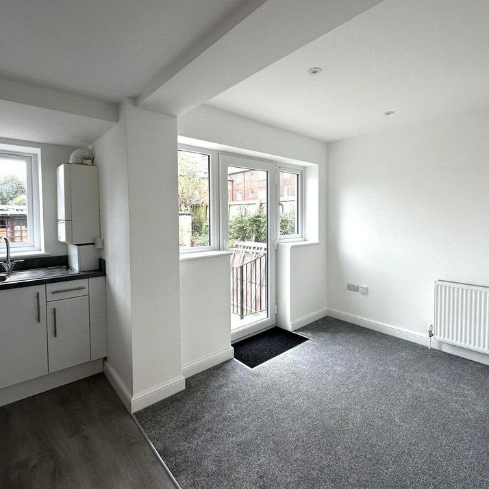 1 bedroom flat to rent - Photo 1