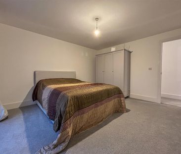 3 Bedroom House - Photo 6