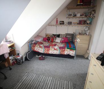 4 bedroom terraced house to rent - Photo 5