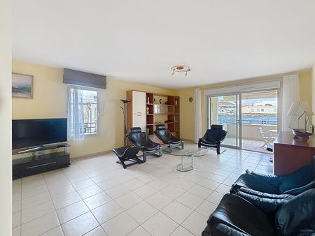 A LOUER AUX ANGLES ( 30133 ) : appartement 3 pièces -possibilité meublé -avec ascenseur - 2 terrasses et 1 garage !, - Photo 4