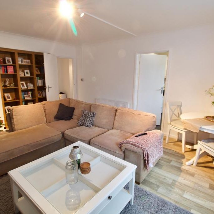 2 bedroom maisonette to rent - Photo 1