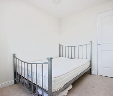 4 bedroom terraced house to rent - Photo 6