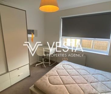 4 bedroom detached house to rent - Photo 1