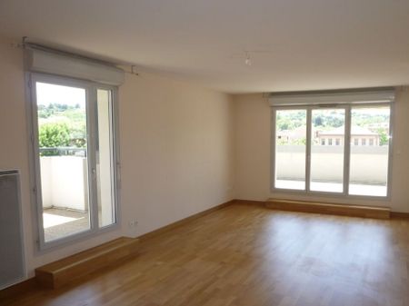 Location appartement 4 pièces, 92.00m², Castanet-Tolosan - Photo 2