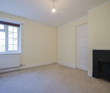 5 bedroom detached house to rent - Photo 5