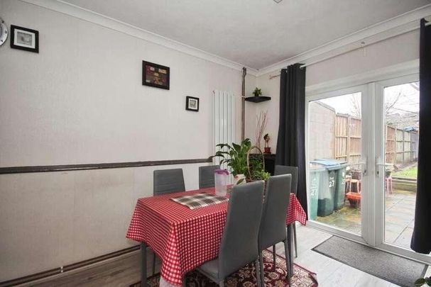 Heddle Grove, Coventry, CV6 - Photo 1