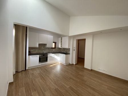 2 PIECES ATYPIQUE COMME UNE MAISON - Photo 5