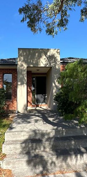 4 Pimpernel Place, 3977, Cranbourne North Vic - Photo 1