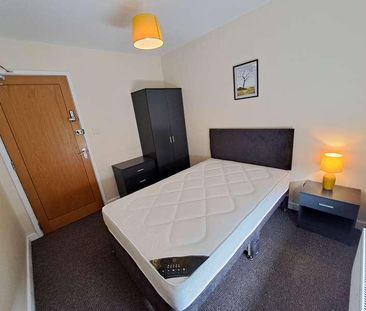 Splott Road, CF24 - Photo 2