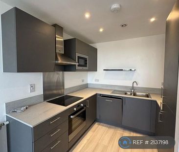 1 bedroom flat to rent - Photo 5