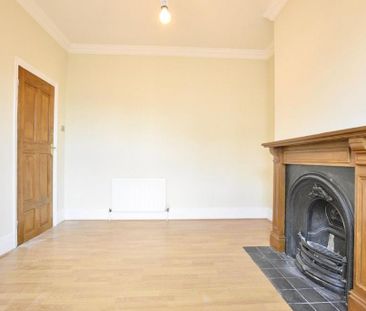 4 bedroom terraced house to rent - Photo 4