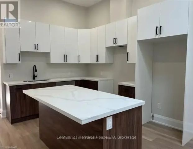 202 - 43 JARVIS STREET | 202 - 43 JARVIS STREET, Fort Erie - Photo 1