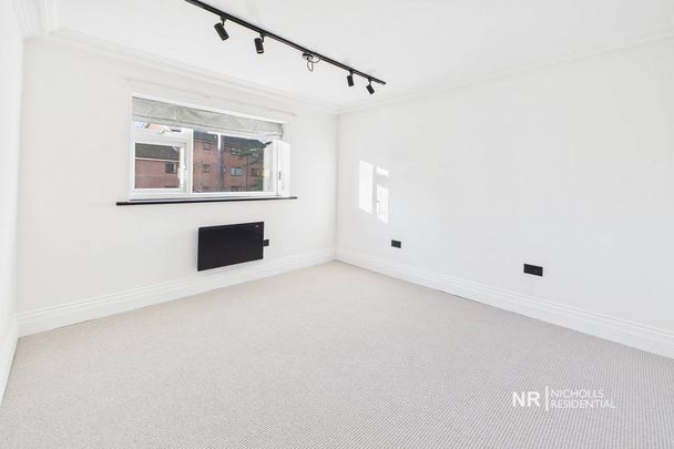 3 bedroom ground floor flat to rent - Photo 1