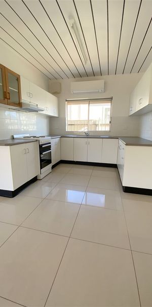 Unit on Binya! - Photo 1