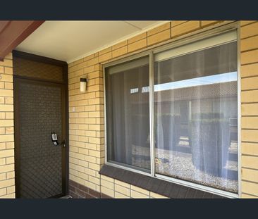 5/81 Findon Rd, Woodville South, SA 5011 - Photo 3