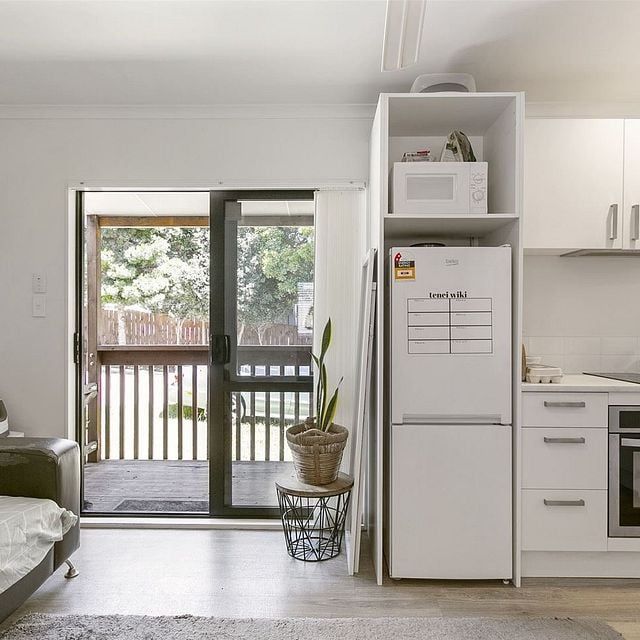 2 bedroom Flat at Bucklands Beach - Photo 1