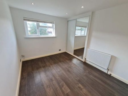 2 bedroom House To Let - Photo 3