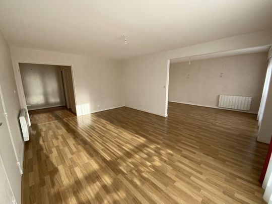 Location Appartement 5 pièces 103m² EVREUX 27000 - Photo 1