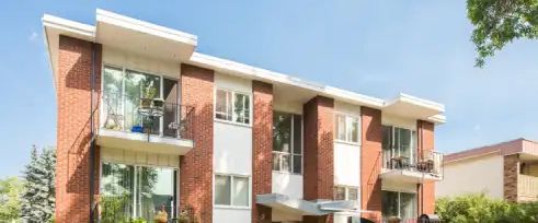 Wynton Manor | 9932 88 Ave, Edmonton - Photo 1