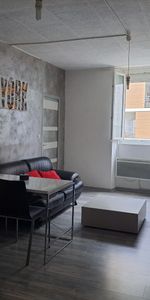 Appartement À Louer 2 Pièces , 50 M² - Photo 3