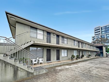 14/487 Kooyong Road, Elsternwick VIC 3185 - Apartment For Rent | Domain - Photo 4