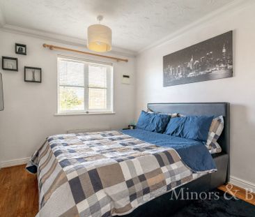 Rodber Way, Lowestoft - Photo 1