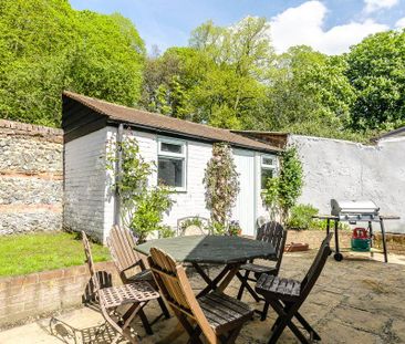 2 bedroom semi-detached house to rent - Photo 6