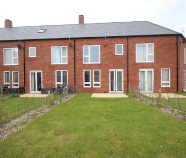 2 bedroom terraced house to rent - Photo 3