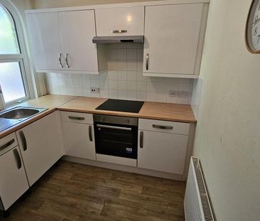 1 bedroom ground floor flat to rent - Photo 1