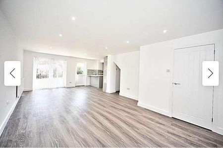 Buckinghamshire Dr, Luton, Bedfordshire, LU2 - Photo 3